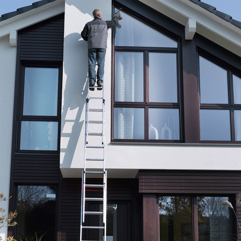 triple extension ladder